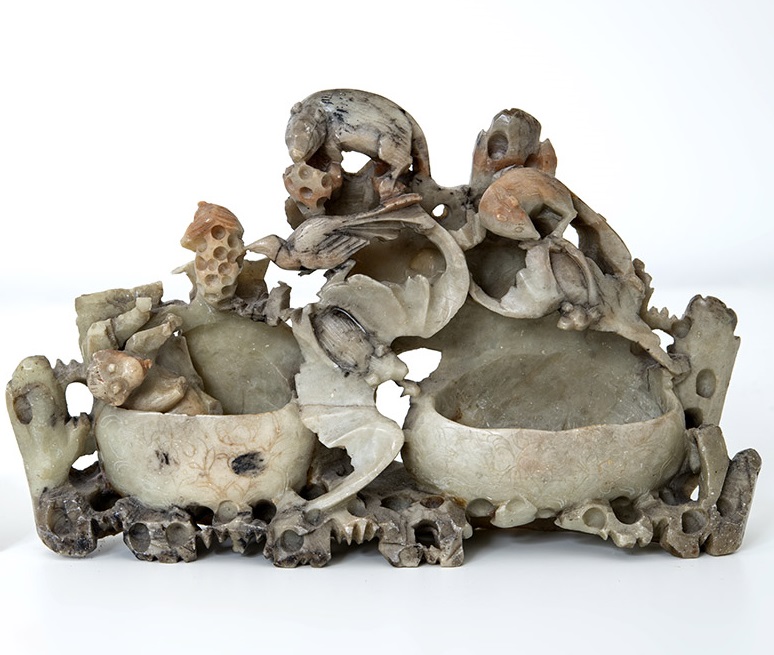 Asztali víztartó edény